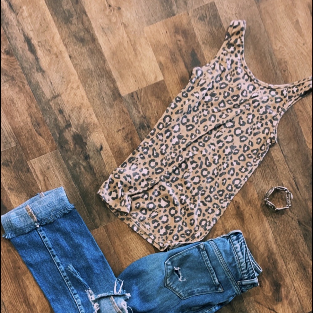 cheetah print crop